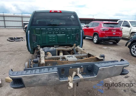 2015 Chevrolet Silverado 1500 1Lt z USA, uszkodzony, nr VIN 1GCRCREC2FZ341720